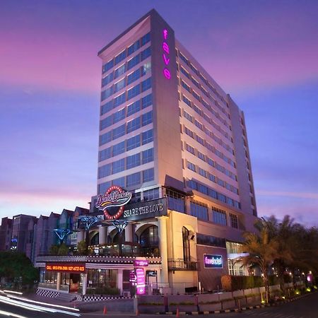 Favehotel Solo Baru Exteriör bild