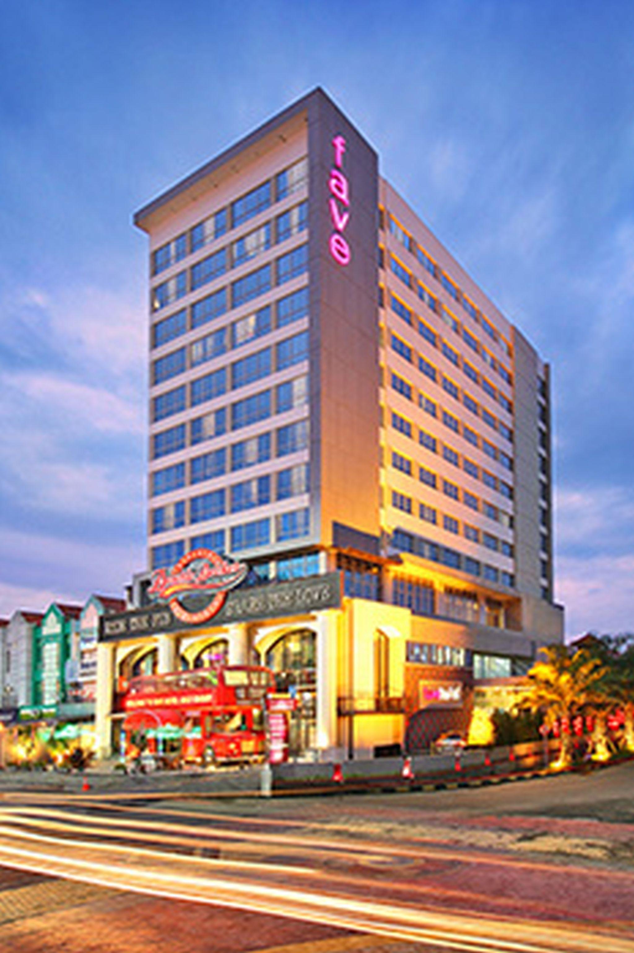 Favehotel Solo Baru Exteriör bild